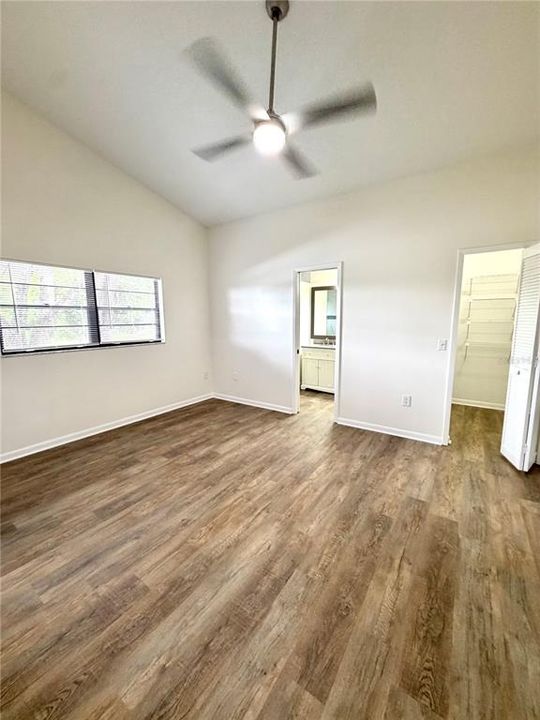 В аренду: $2,400 (3 спален, 2 ванн, 1249 Квадратных фут)