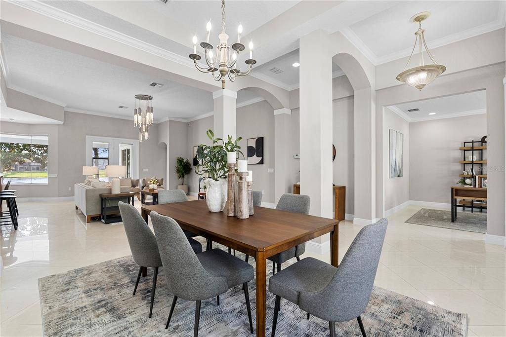 Activo con contrato: $750,000 (5 camas, 4 baños, 3542 Pies cuadrados)
