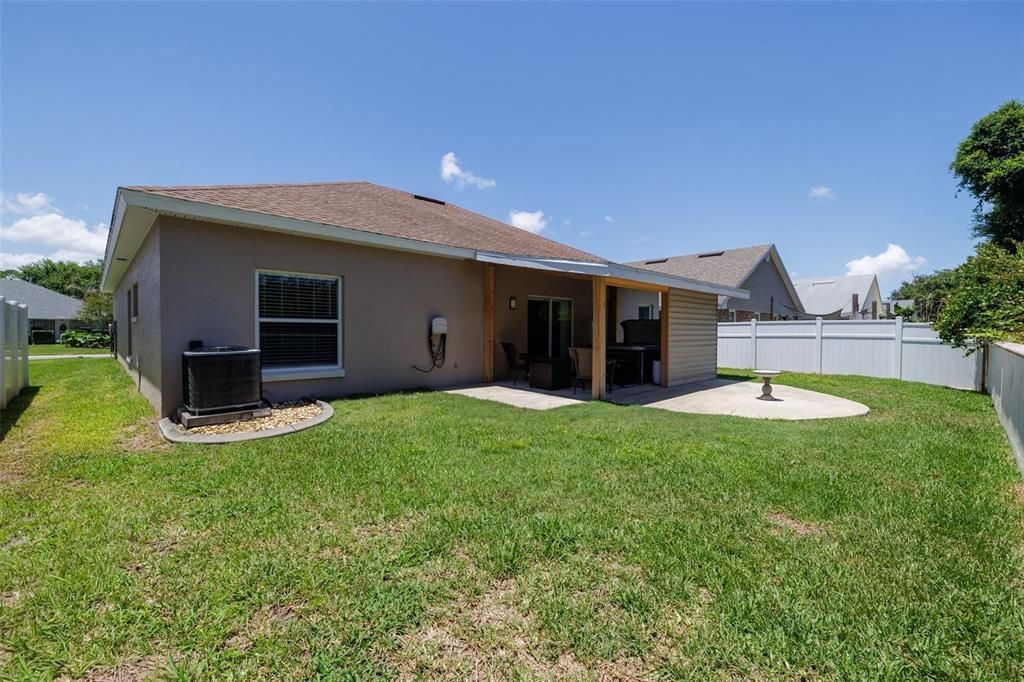 For Sale: $379,900 (3 beds, 2 baths, 1607 Square Feet)