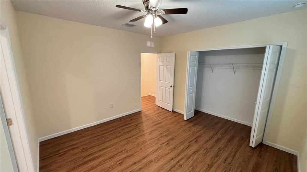В аренду: $1,695 (3 спален, 3 ванн, 1428 Квадратных фут)
