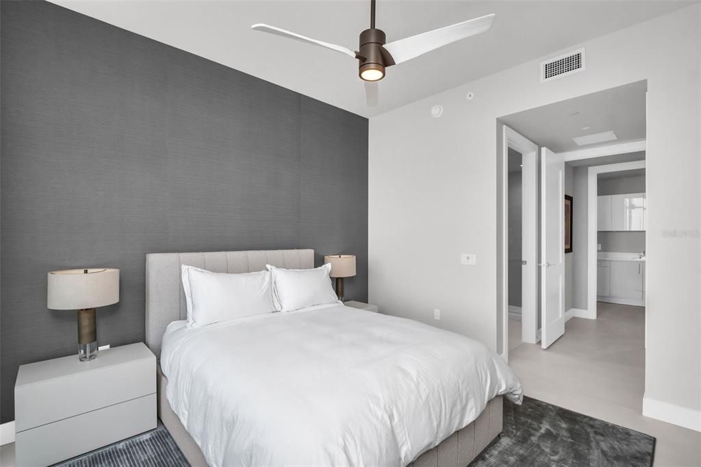 For Sale: $3,250,000 (3 beds, 4 baths, 2712 Square Feet)