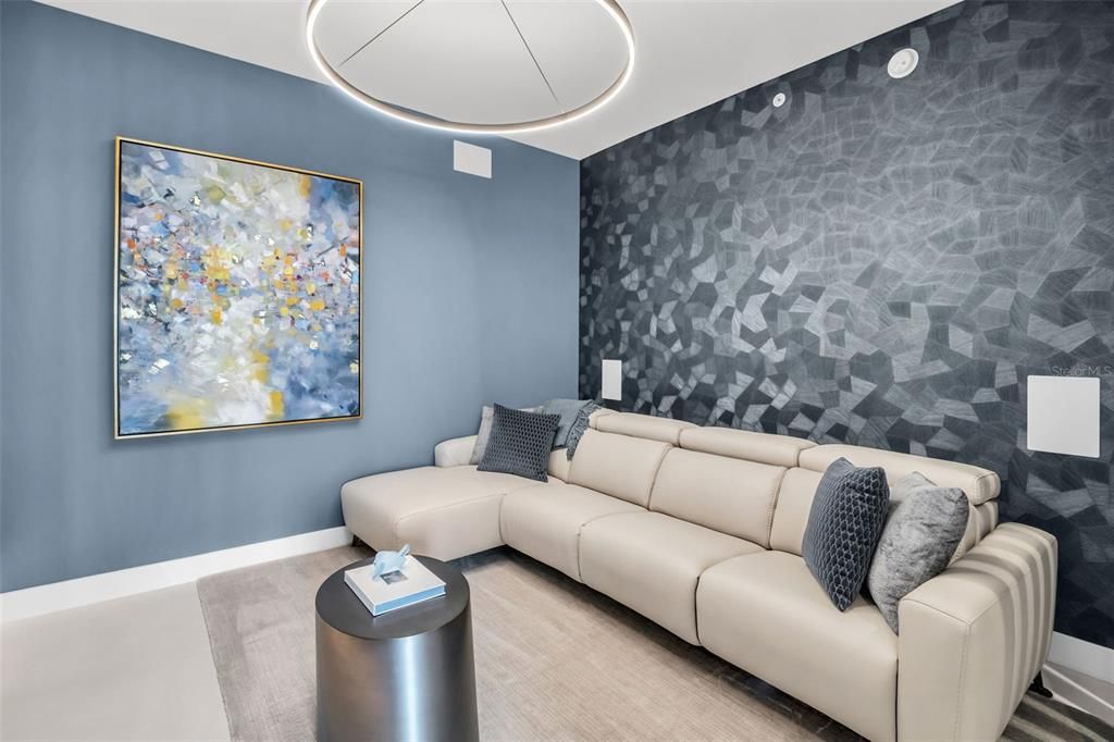 For Sale: $3,250,000 (3 beds, 4 baths, 2712 Square Feet)