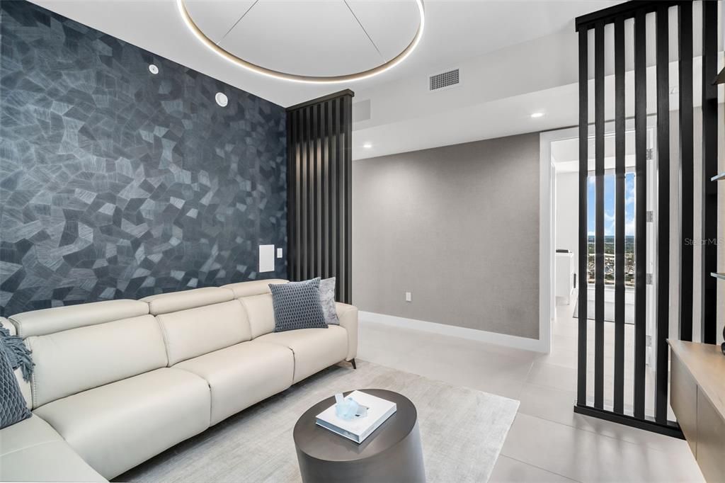 For Sale: $3,250,000 (3 beds, 4 baths, 2712 Square Feet)
