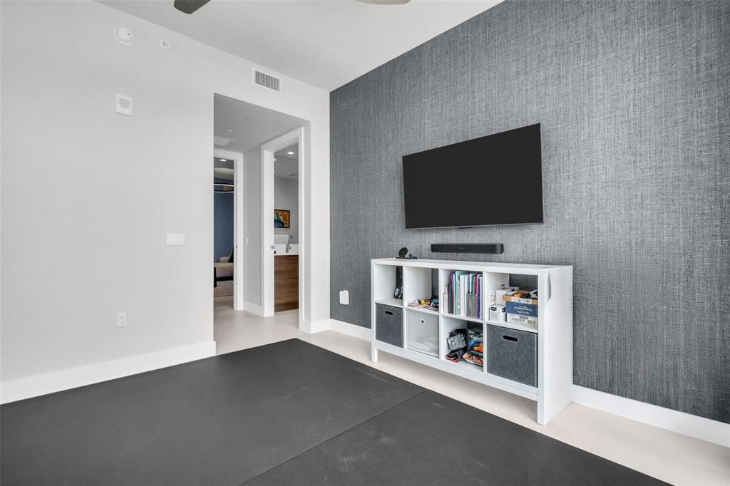 For Sale: $3,250,000 (3 beds, 4 baths, 2712 Square Feet)