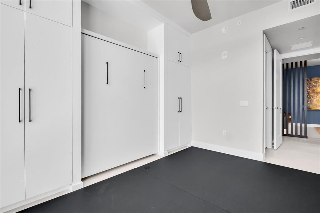 For Sale: $3,250,000 (3 beds, 4 baths, 2712 Square Feet)