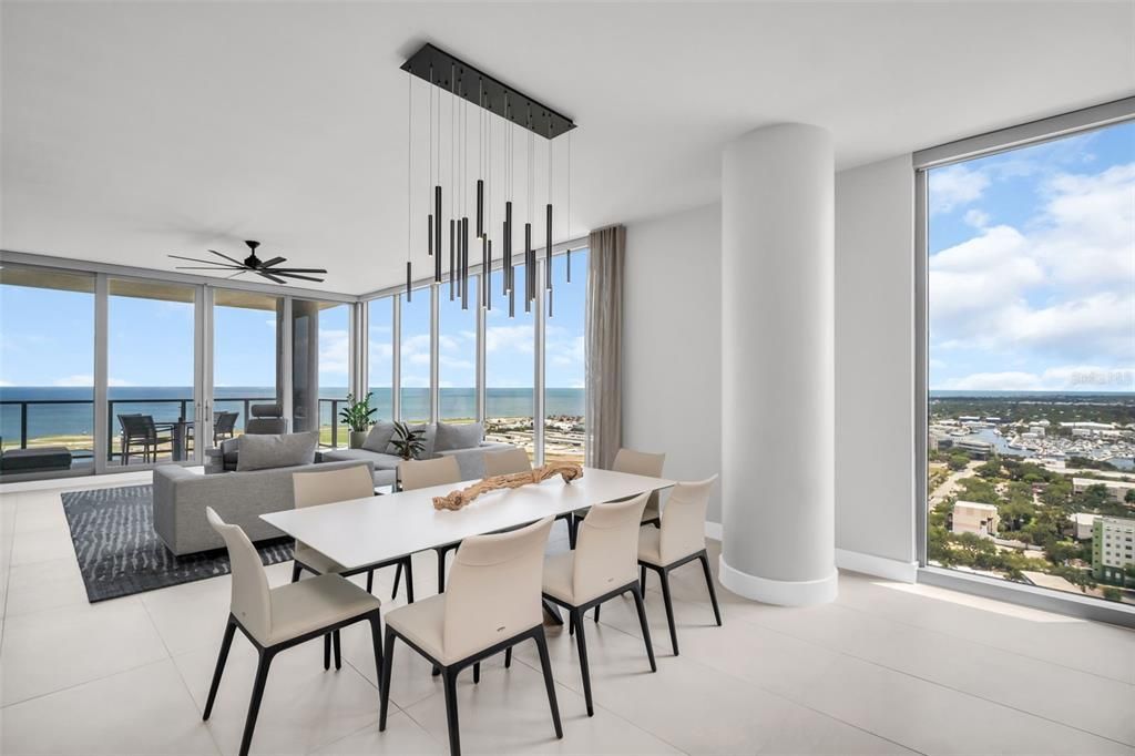 For Sale: $3,250,000 (3 beds, 4 baths, 2712 Square Feet)