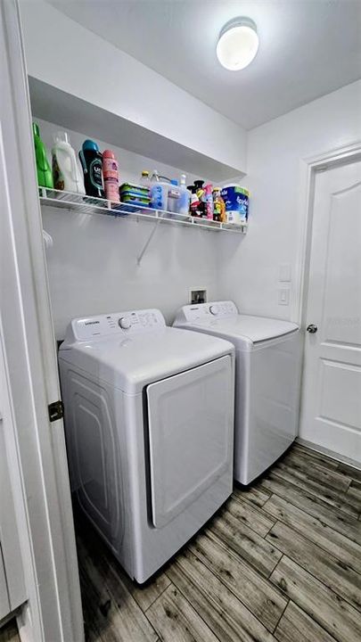 For Rent: $2,200 (3 beds, 2 baths, 1462 Square Feet)