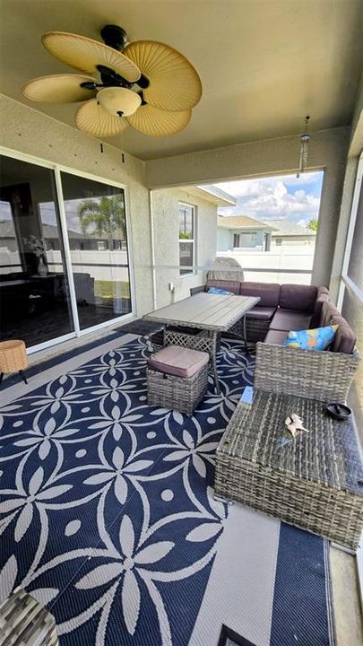 For Rent: $2,200 (3 beds, 2 baths, 1462 Square Feet)