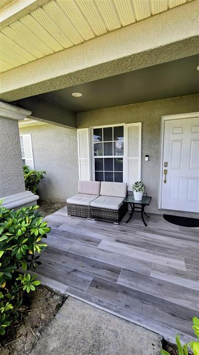 For Rent: $2,200 (3 beds, 2 baths, 1462 Square Feet)