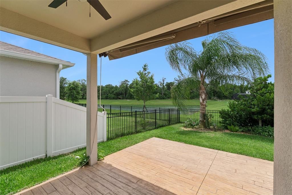 For Sale: $384,900 (4 beds, 2 baths, 1996 Square Feet)