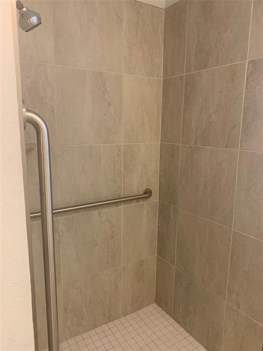 En Renta: $1,550 (2 camas, 2 baños, 1000 Pies cuadrados)