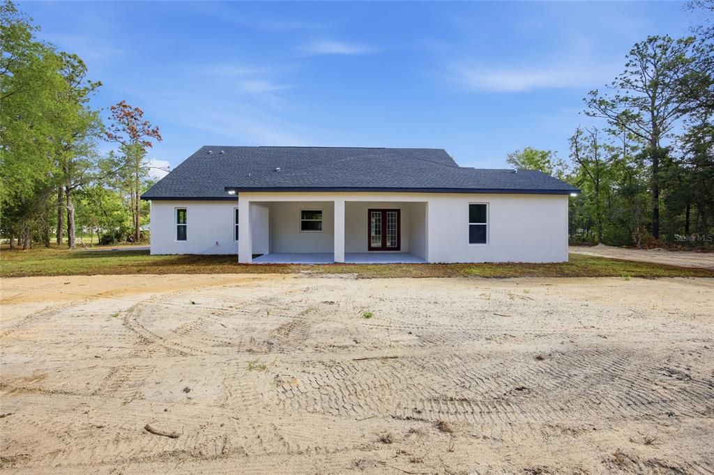 For Sale: $599,999 (4 beds, 3 baths, 2307 Square Feet)