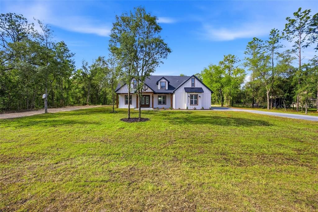 For Sale: $599,999 (4 beds, 3 baths, 2307 Square Feet)