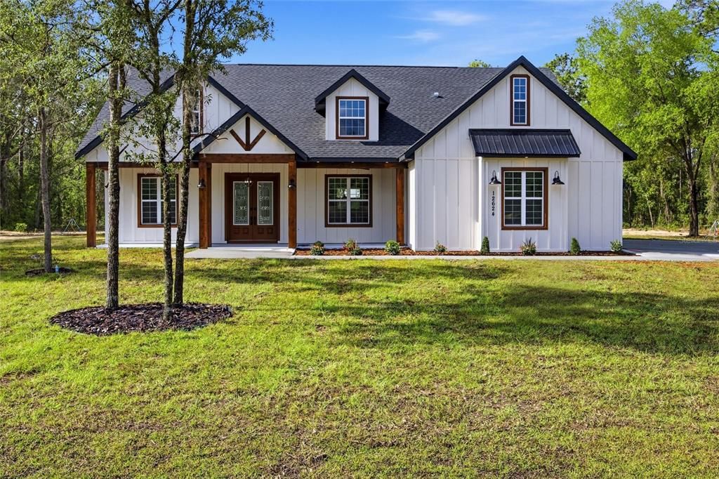 For Sale: $599,999 (4 beds, 3 baths, 2307 Square Feet)