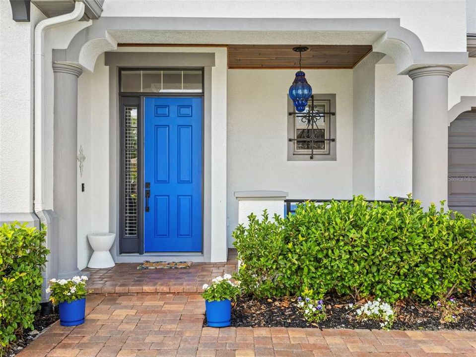 For Sale: $1,099,998 (6 beds, 4 baths, 5533 Square Feet)