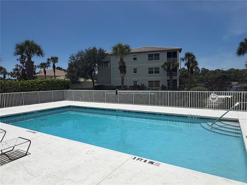 For Rent: $2,150 (2 beds, 2 baths, 1334 Square Feet)