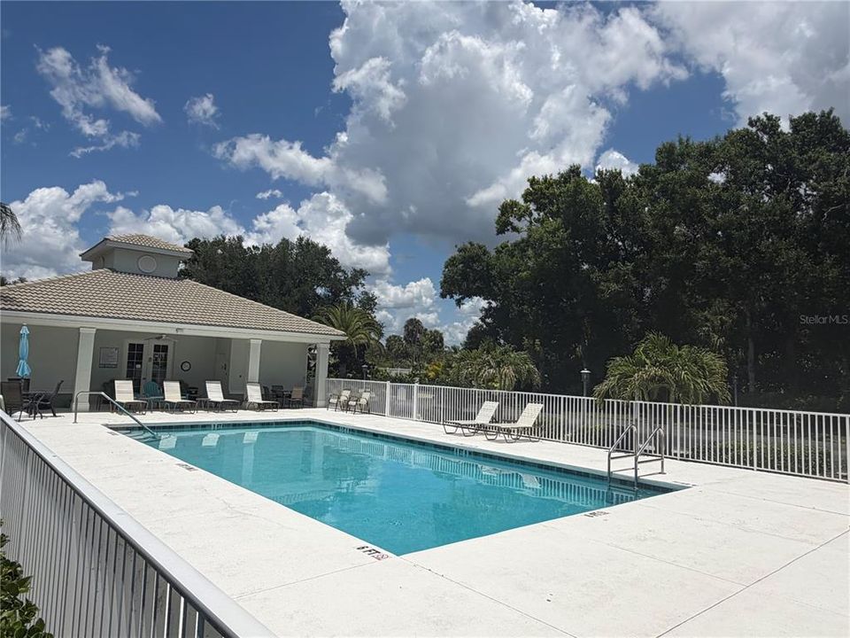 For Rent: $2,150 (2 beds, 2 baths, 1334 Square Feet)