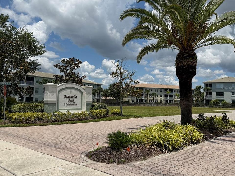 For Rent: $2,150 (2 beds, 2 baths, 1334 Square Feet)
