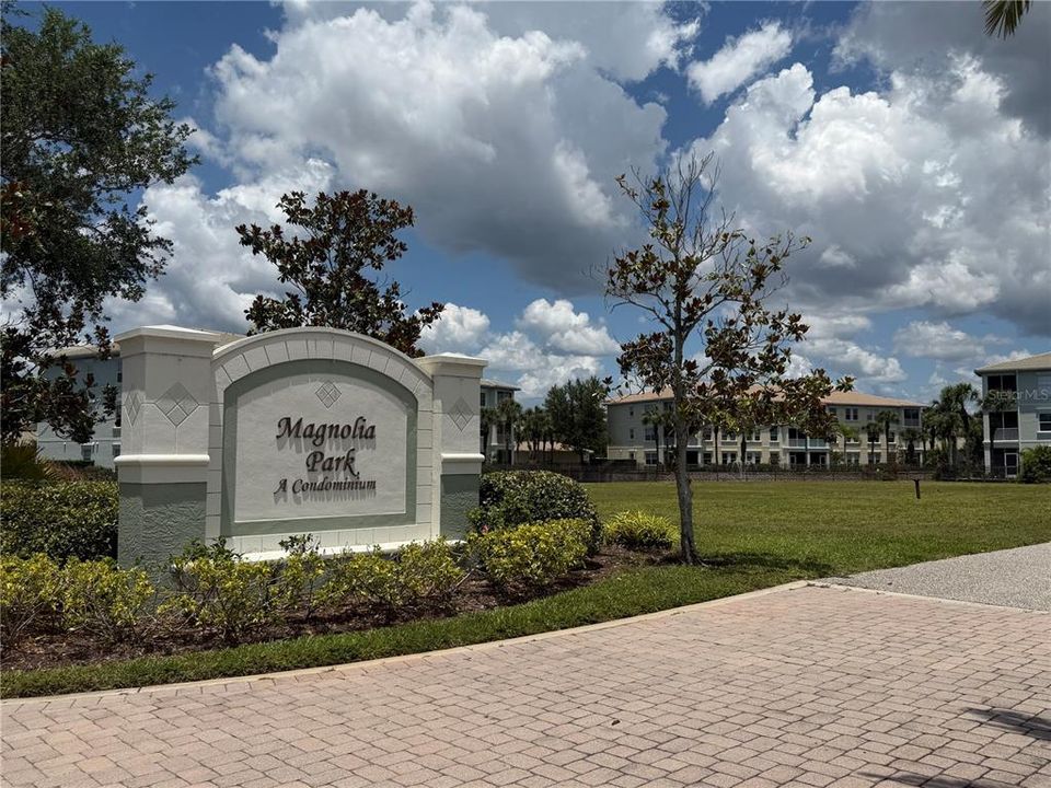 For Rent: $2,150 (2 beds, 2 baths, 1334 Square Feet)