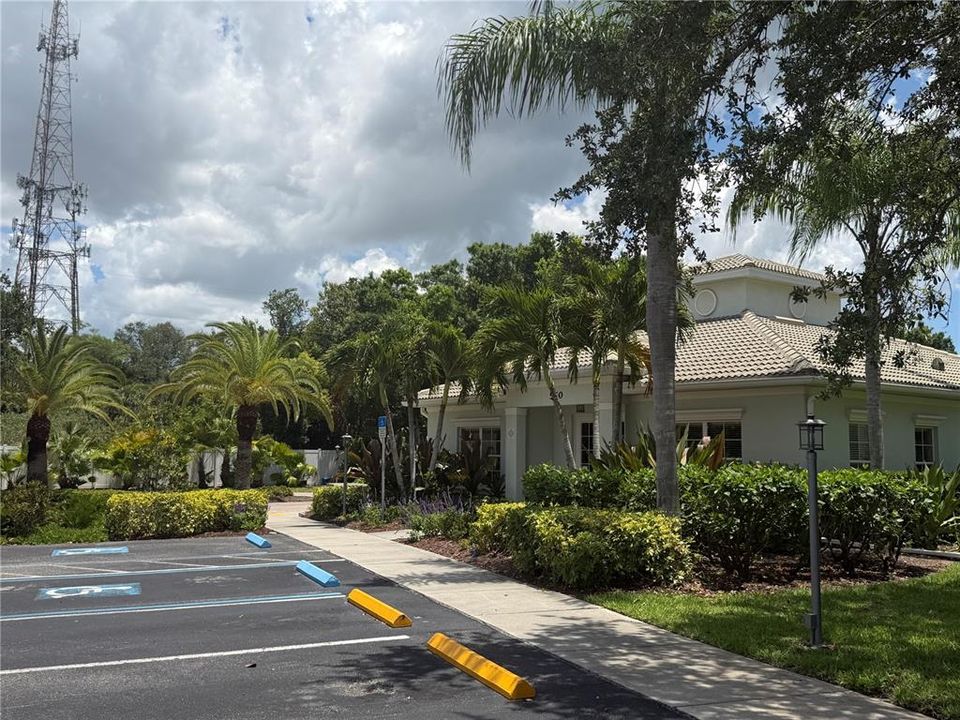 For Rent: $2,150 (2 beds, 2 baths, 1334 Square Feet)