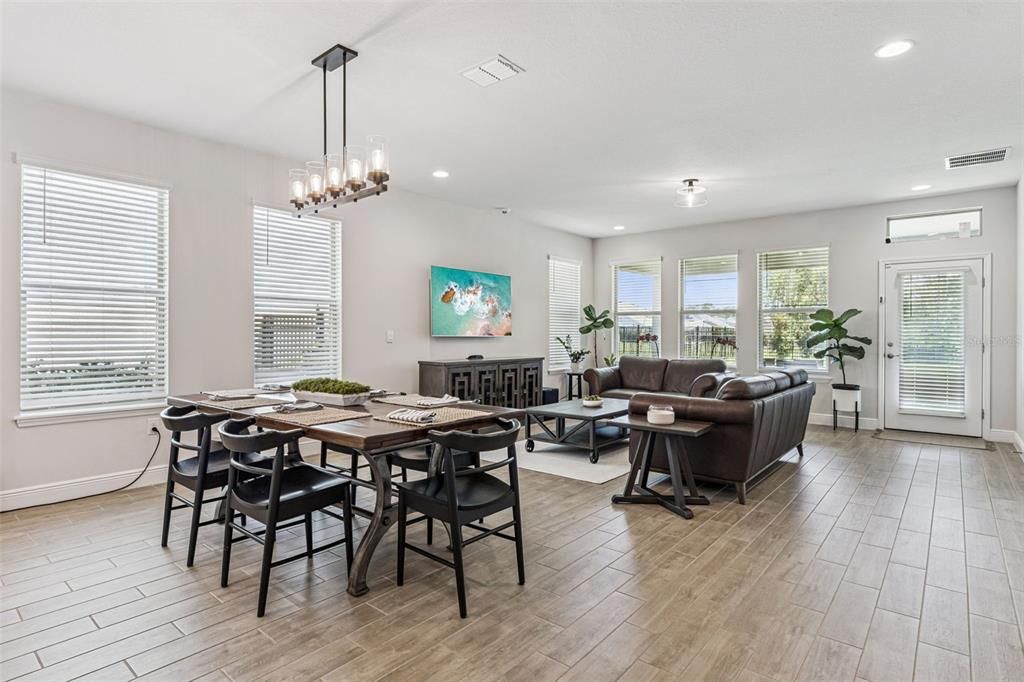For Sale: $835,000 (4 beds, 3 baths, 3334 Square Feet)