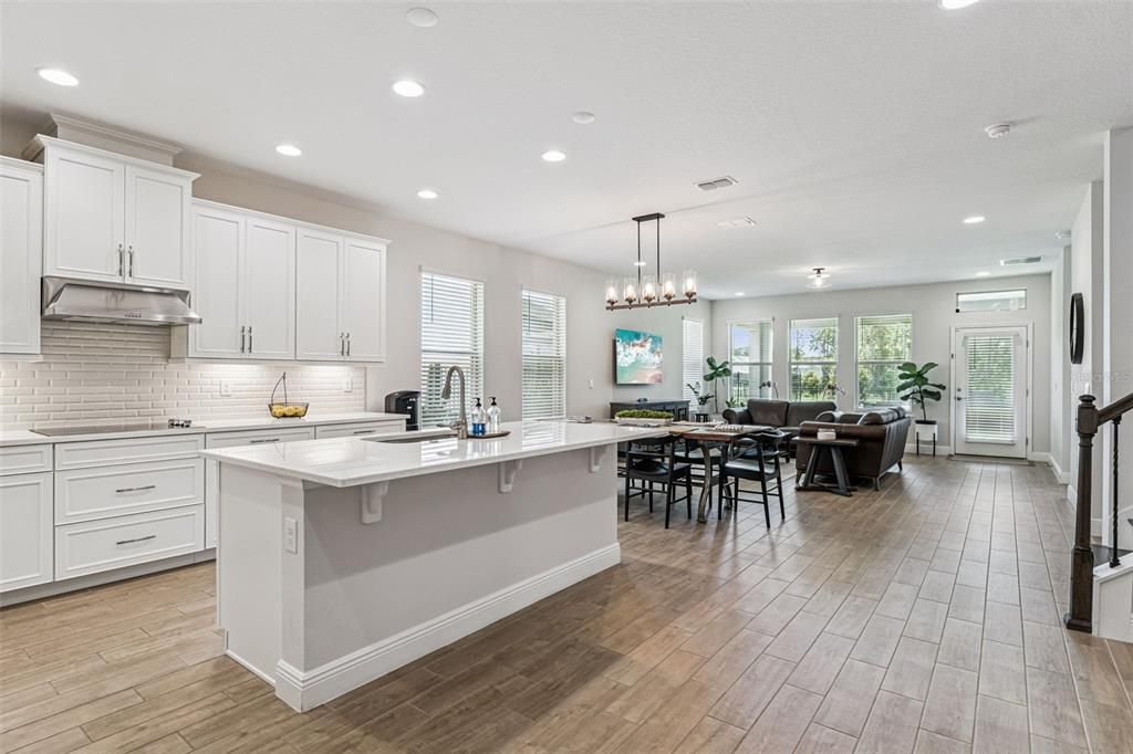 For Sale: $835,000 (4 beds, 3 baths, 3334 Square Feet)