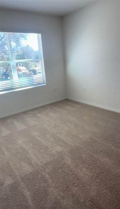 For Rent: $2,400 (4 beds, 2 baths, 1828 Square Feet)