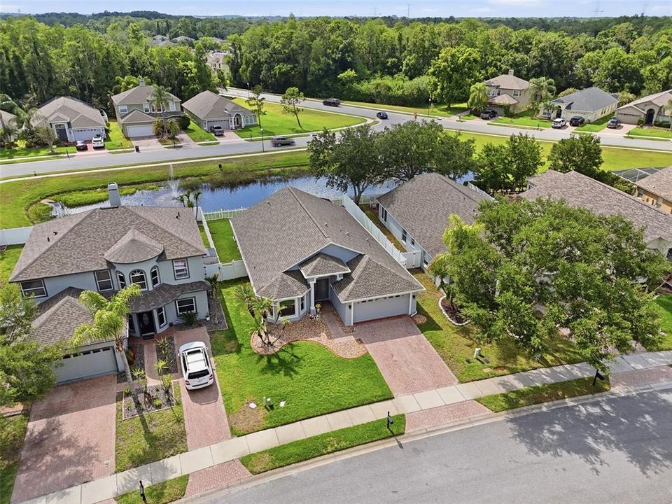 For Sale: $625,000 (4 beds, 2 baths, 1938 Square Feet)