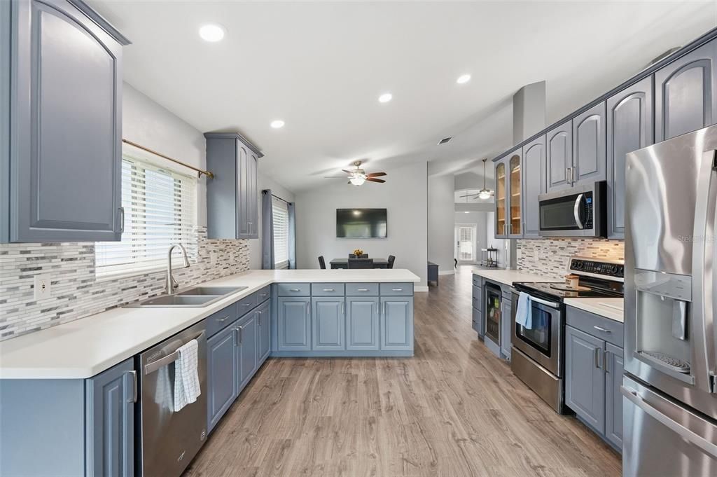 For Sale: $625,000 (4 beds, 2 baths, 1938 Square Feet)