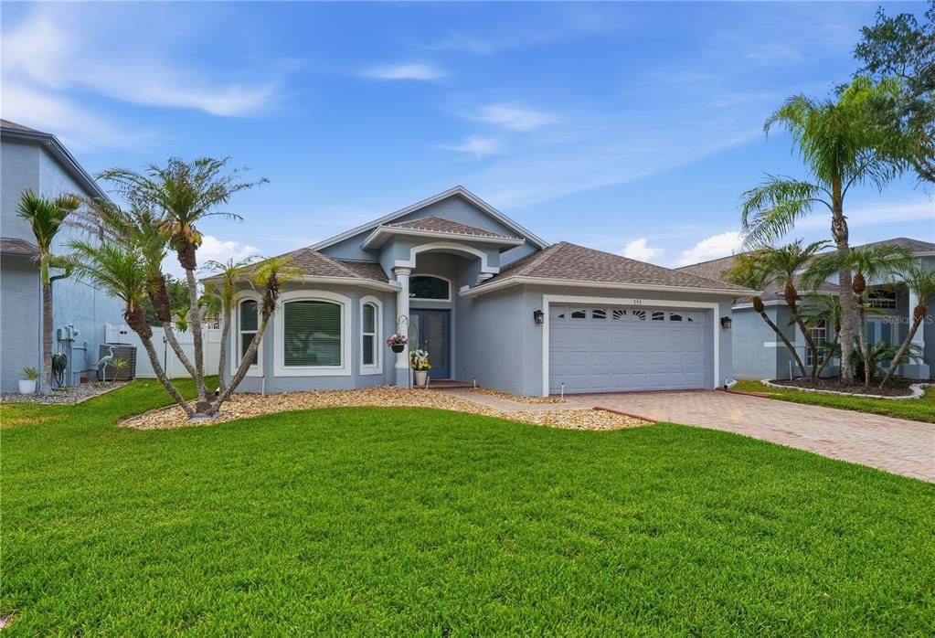 For Sale: $625,000 (4 beds, 2 baths, 1938 Square Feet)