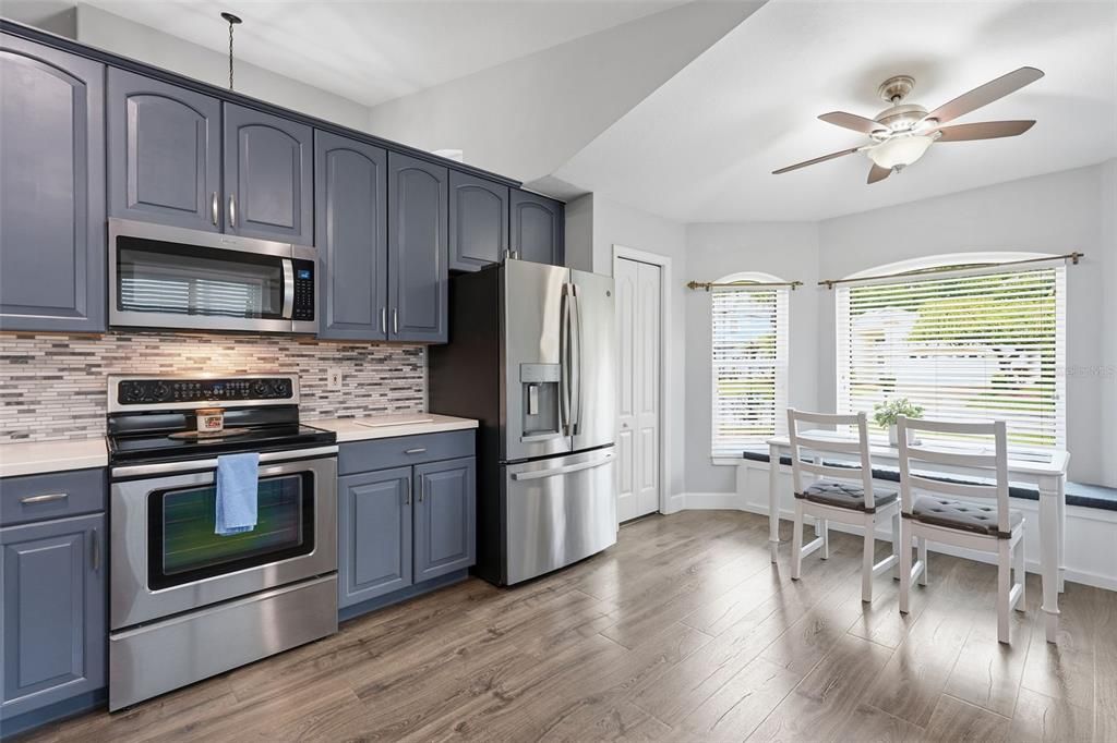 For Sale: $625,000 (4 beds, 2 baths, 1938 Square Feet)