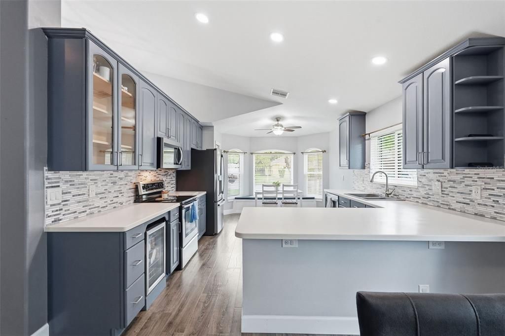For Sale: $625,000 (4 beds, 2 baths, 1938 Square Feet)