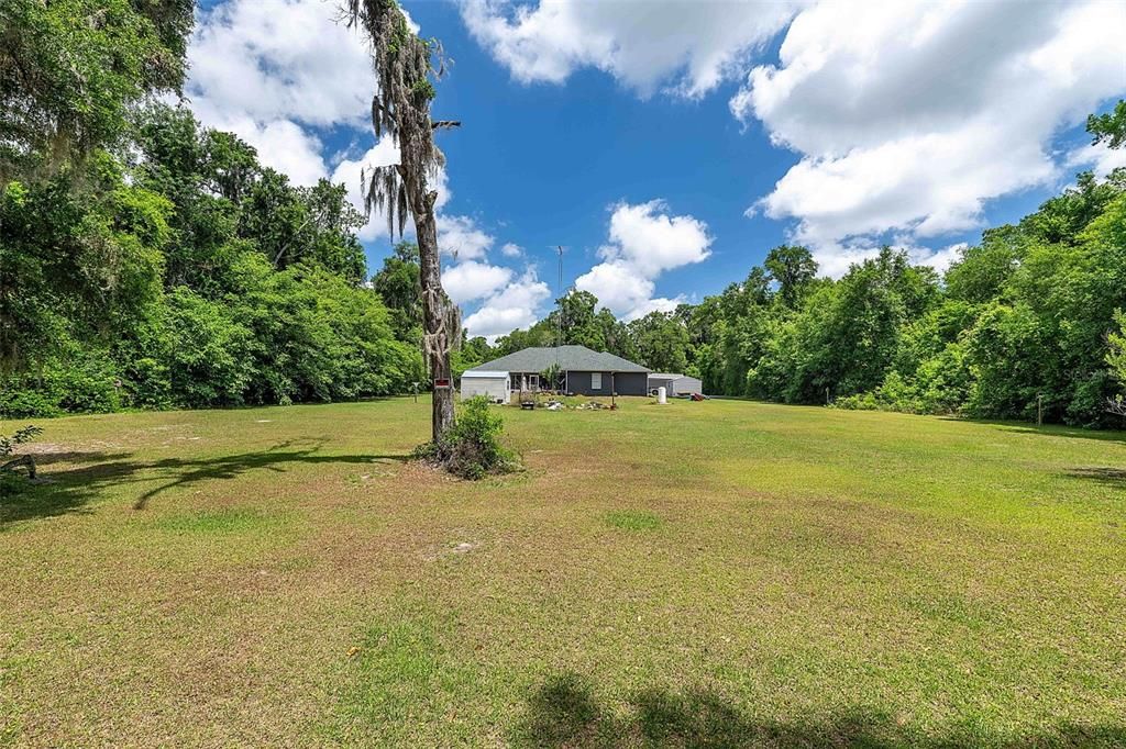 For Sale: $600,000 (5 beds, 3 baths, 2942 Square Feet)