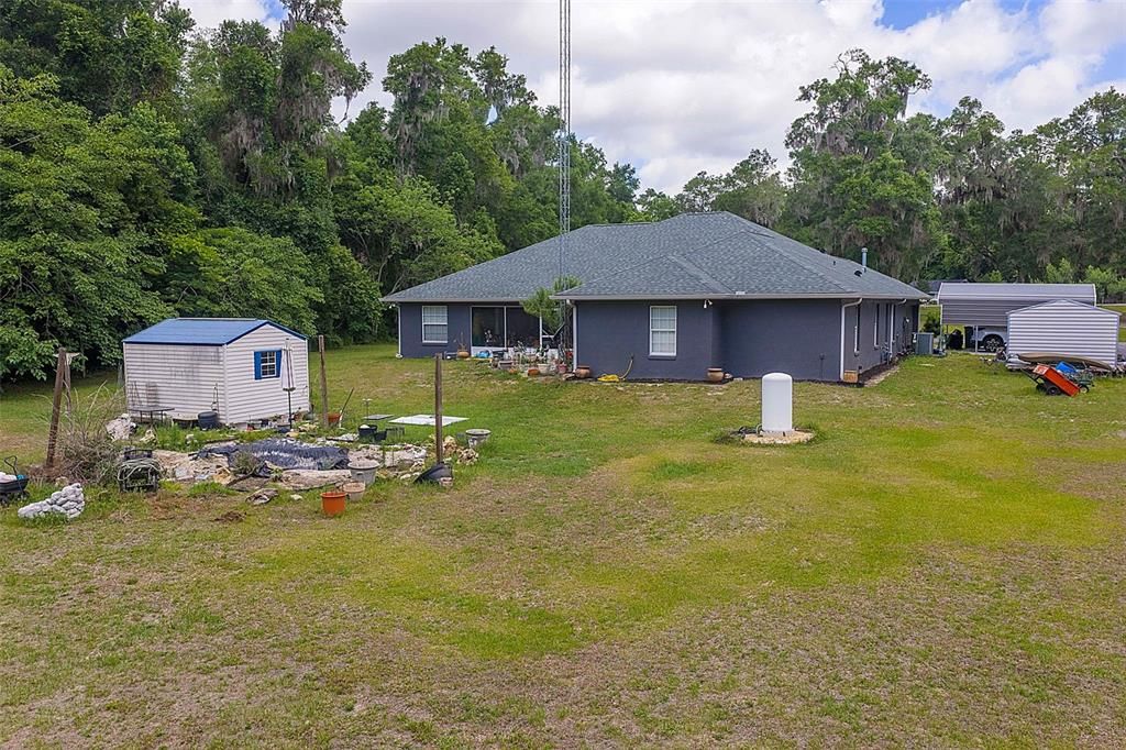 For Sale: $600,000 (5 beds, 3 baths, 2942 Square Feet)