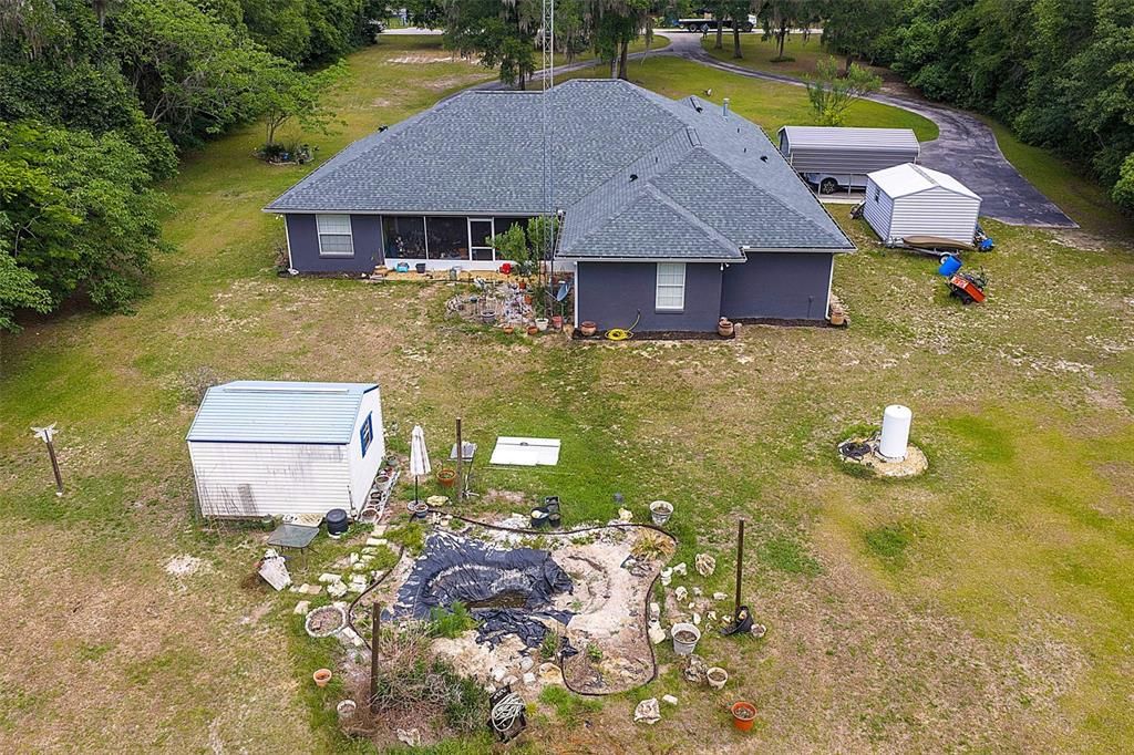 For Sale: $600,000 (5 beds, 3 baths, 2942 Square Feet)