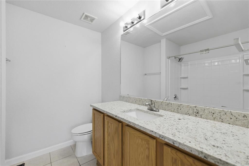 Active With Contract: $160,000 (2 beds, 2 baths, 1134 Square Feet)