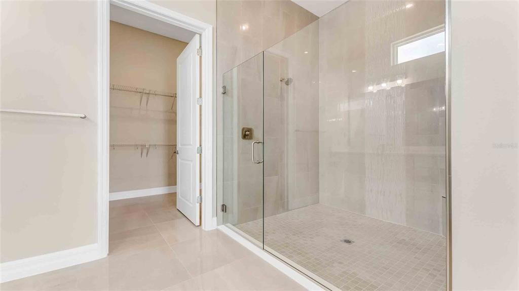 For Sale: $539,990 (3 beds, 2 baths, 1968 Square Feet)