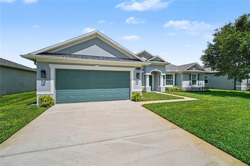For Sale: $465,000 (4 beds, 3 baths, 2365 Square Feet)
