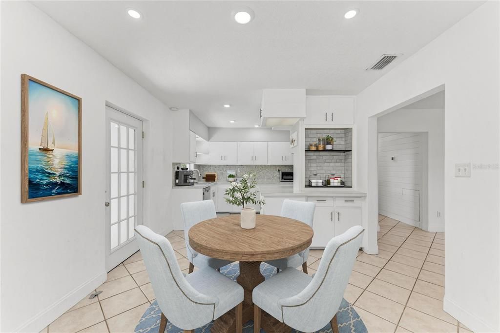 For Sale: $650,000 (3 beds, 1 baths, 1746 Square Feet)
