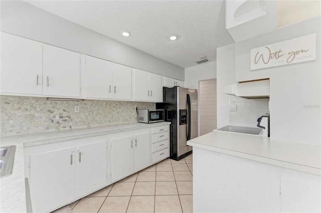 For Sale: $650,000 (3 beds, 1 baths, 1746 Square Feet)
