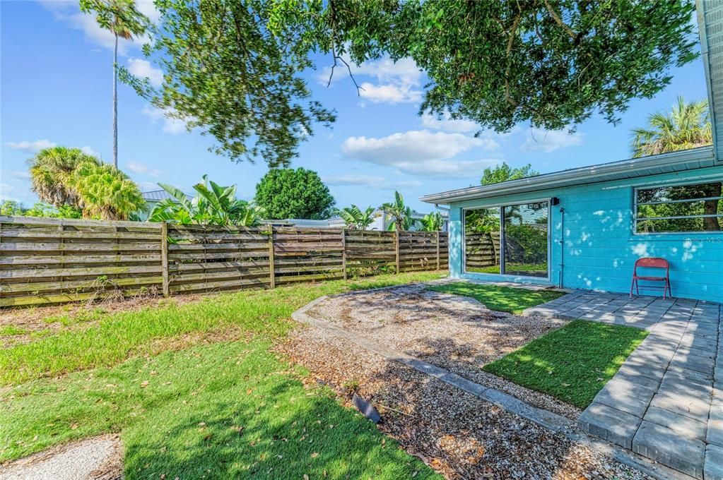 For Sale: $650,000 (3 beds, 1 baths, 1746 Square Feet)