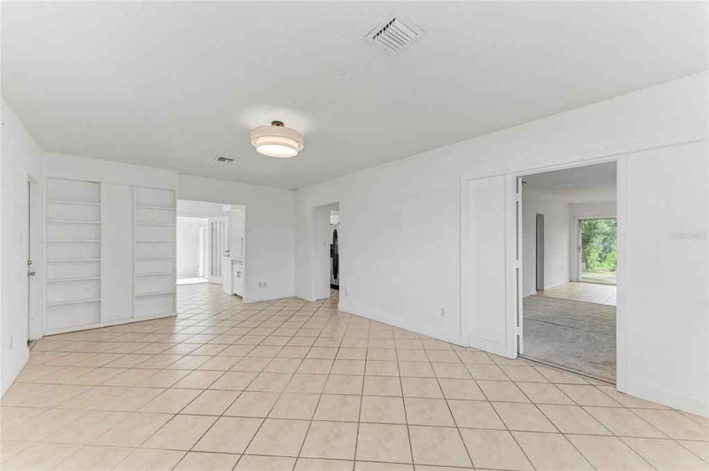 For Sale: $650,000 (3 beds, 1 baths, 1746 Square Feet)