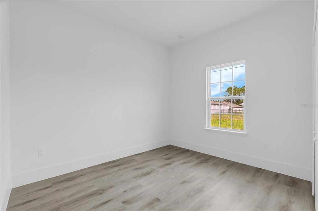Active With Contract: $319,900 (4 beds, 2 baths, 1955 Square Feet)