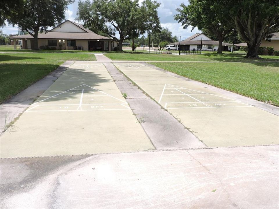For Sale: $146,900 (2 beds, 2 baths, 958 Square Feet)
