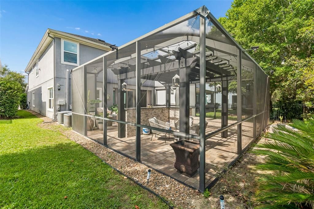 For Sale: $595,000 (5 beds, 3 baths, 2932 Square Feet)
