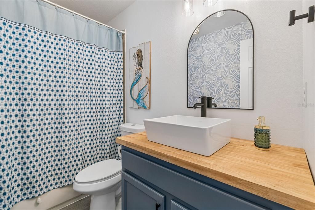 For Sale: $595,000 (5 beds, 3 baths, 2932 Square Feet)