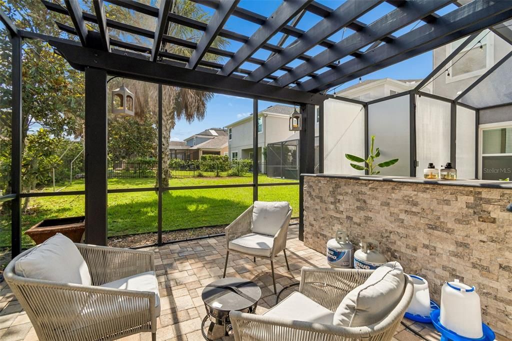 For Sale: $595,000 (5 beds, 3 baths, 2932 Square Feet)