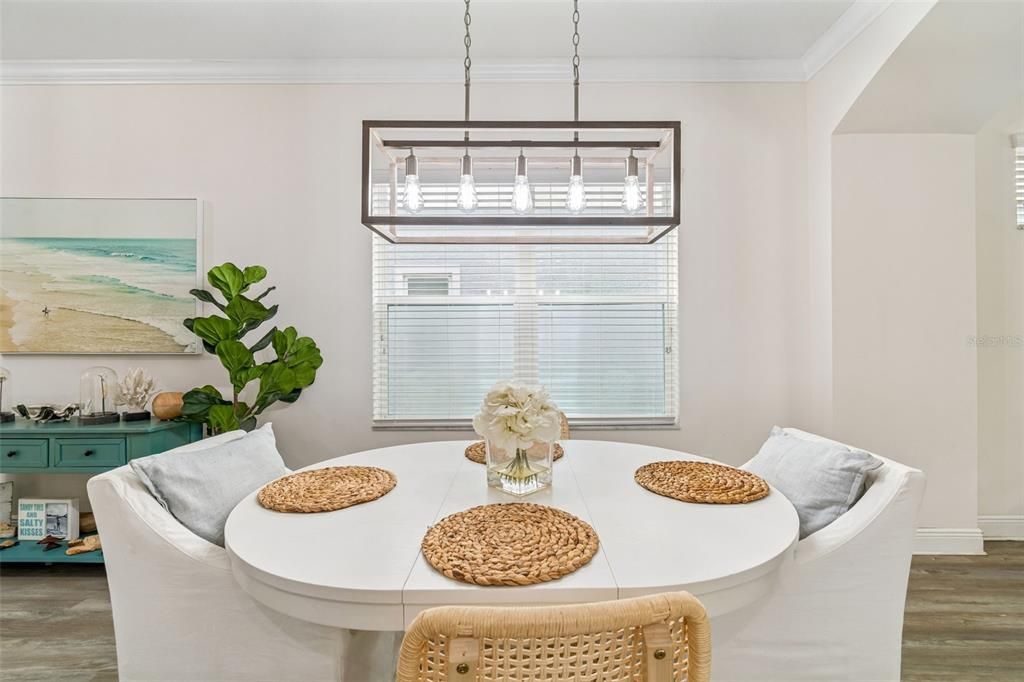 For Sale: $595,000 (5 beds, 3 baths, 2932 Square Feet)