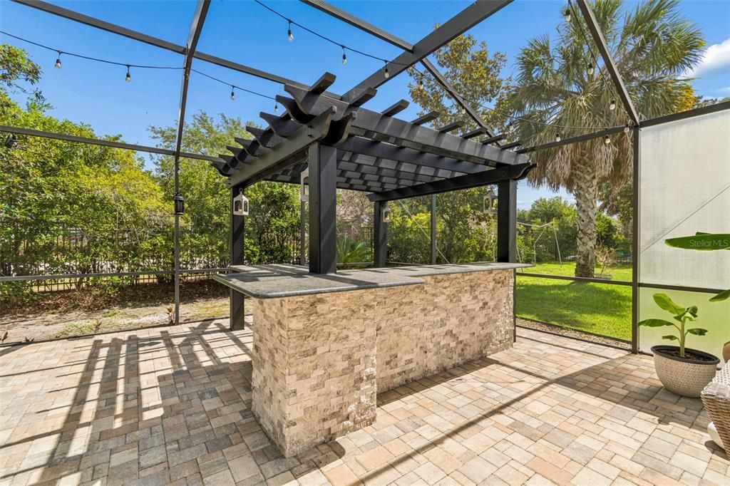 For Sale: $595,000 (5 beds, 3 baths, 2932 Square Feet)