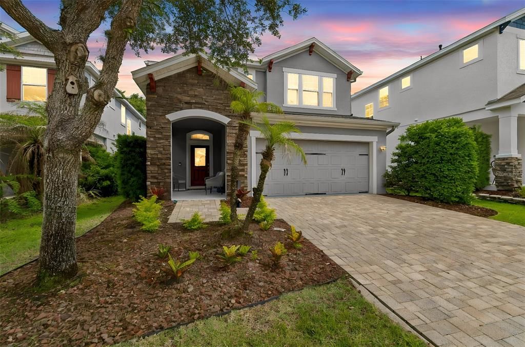 For Sale: $595,000 (5 beds, 3 baths, 2932 Square Feet)